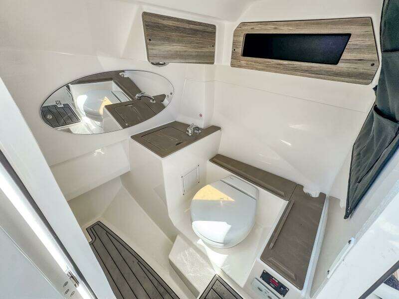 2025 Edgewater 262CX