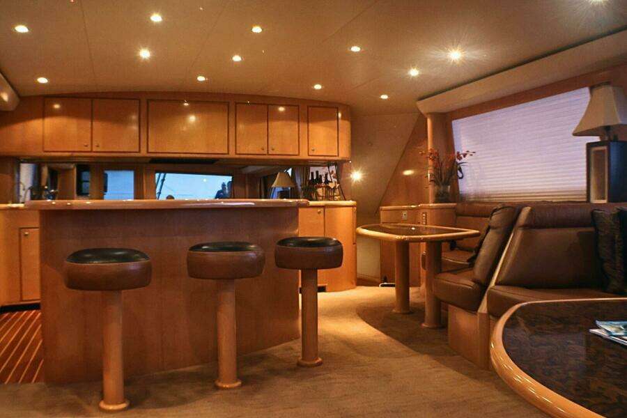 2001 Donzi 73' Sport Yacht  Galley/Dinette 10