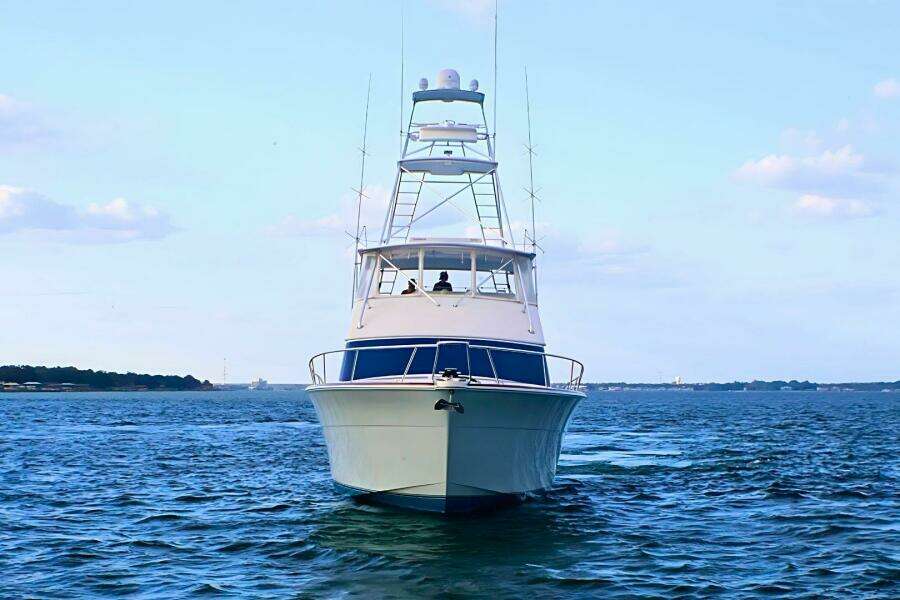 2001 Donzi 73' Sport Yacht (3)