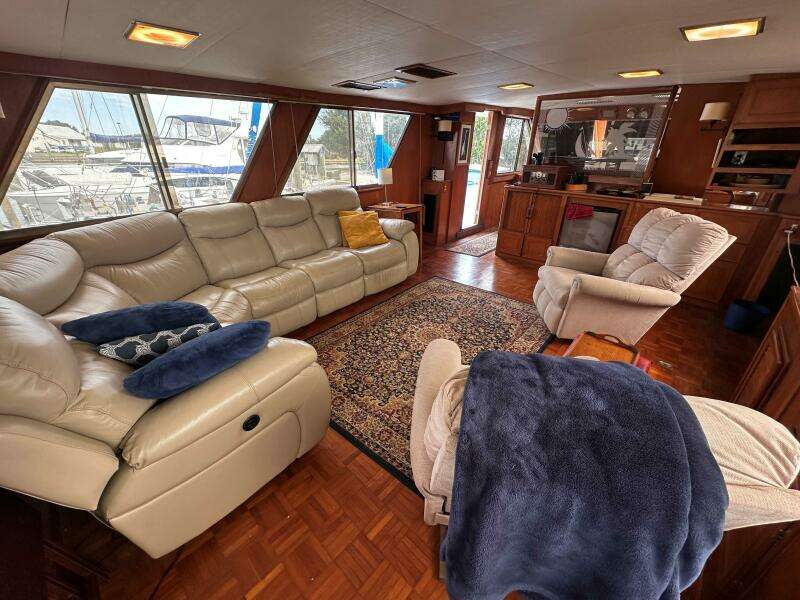 1010 Padraigin Salon