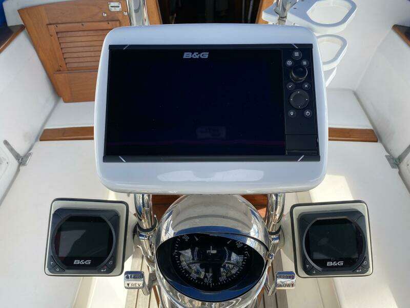 1987 Dickerson 37 aft cockpit