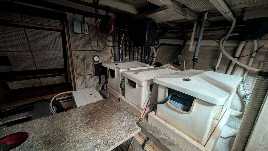 1983 Grand Banks 42 Classic