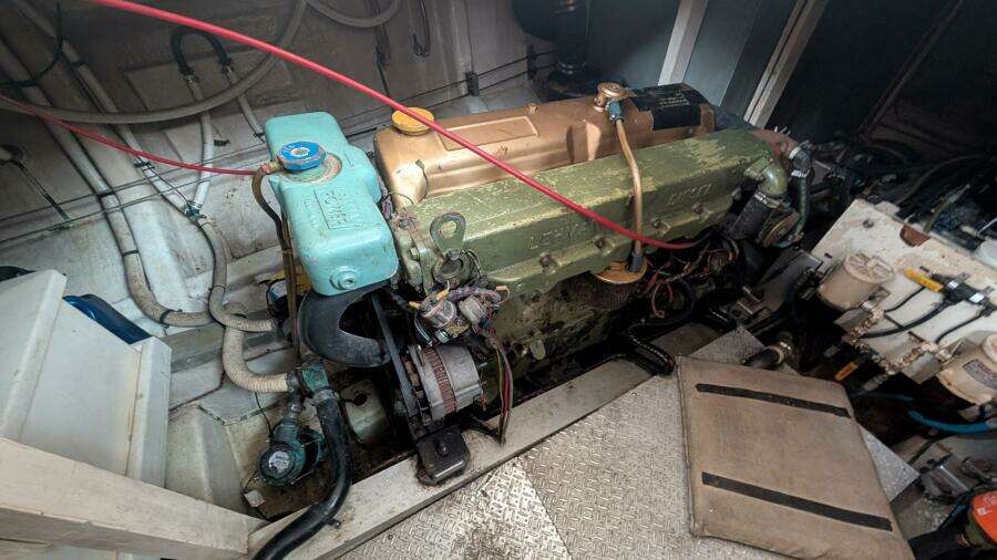 1983 Grand Banks 42 Classic