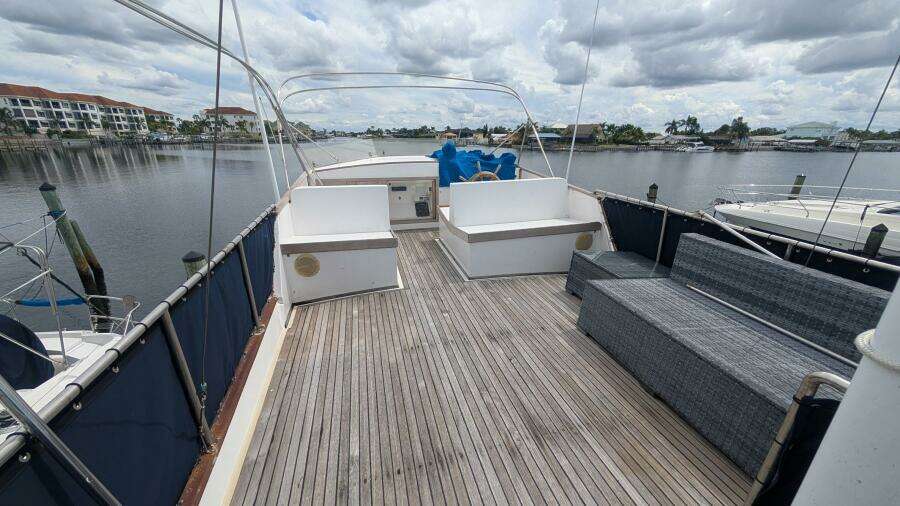 1983 Grand Banks 42 Classic