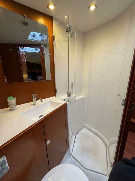 2017 Beneteau Oceanis 45