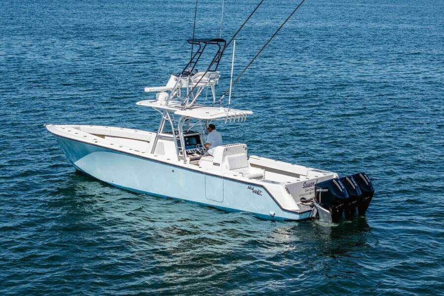  2018 SeaVee 370Z- SUSAN L