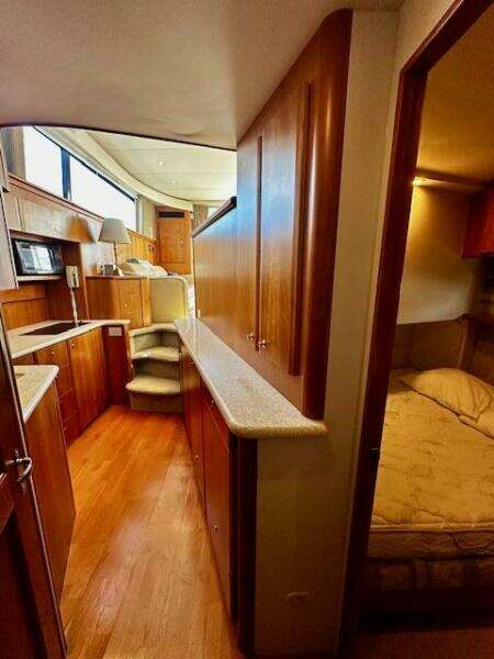 2001 Silverton 42 Convertible