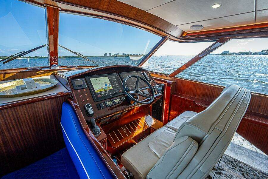 Maverick 55 Lucky -  Helm