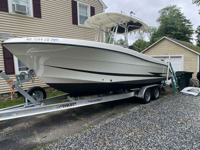 2009 Hydra-Sports 2500 Vector