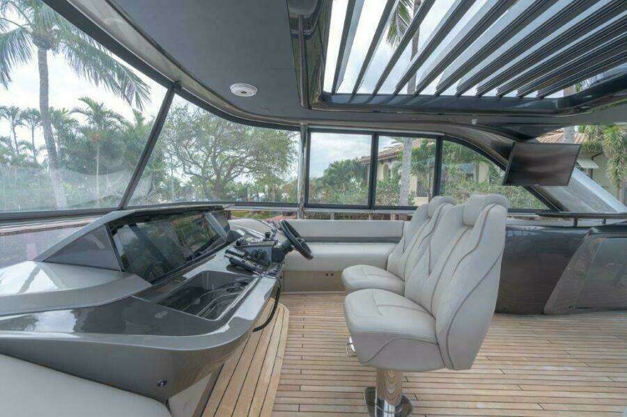Princess 85 Kaos Flybridge