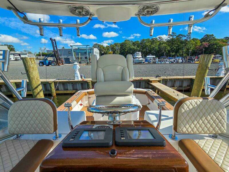 2005 Buddy Davis 35 Express