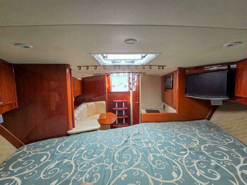 2005 Buddy Davis 35 Express