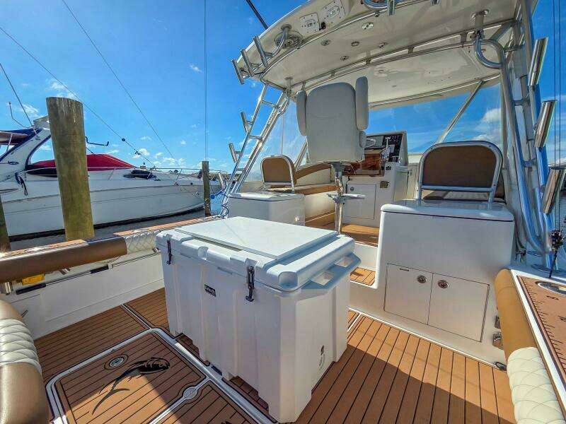 2005 Buddy Davis 35 Express