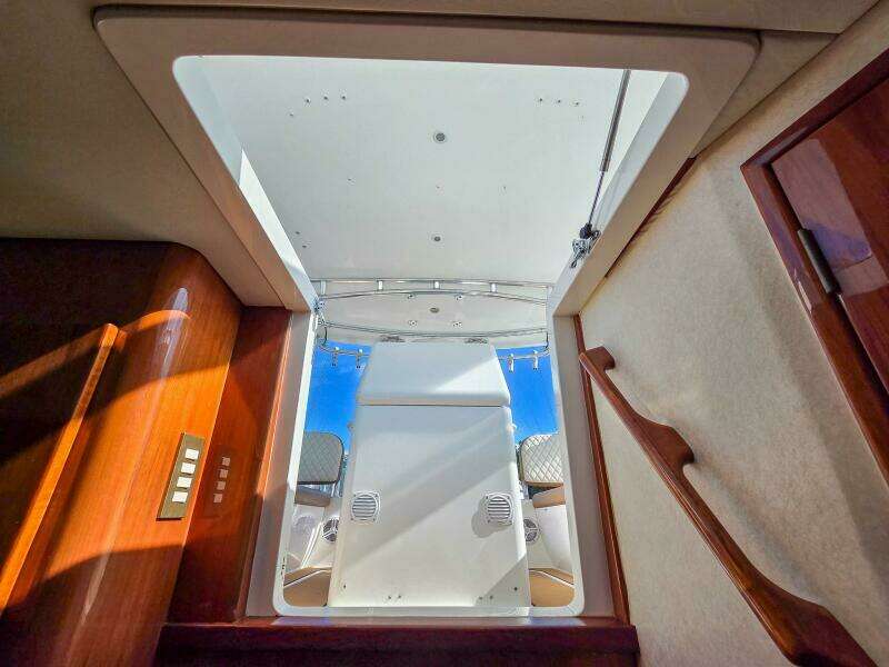 2005 Buddy Davis 35 Express