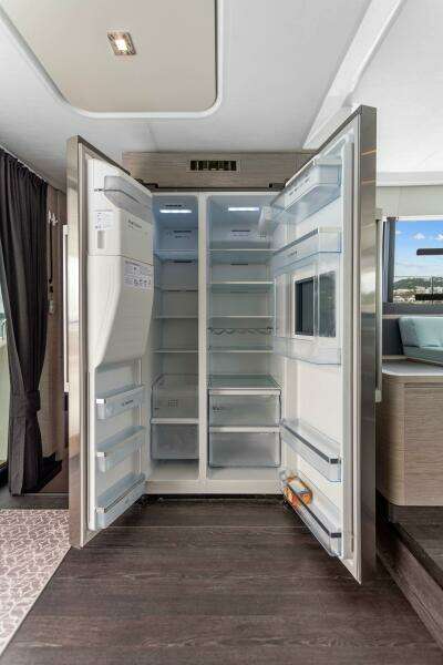 2024 Fountaine Pajot 