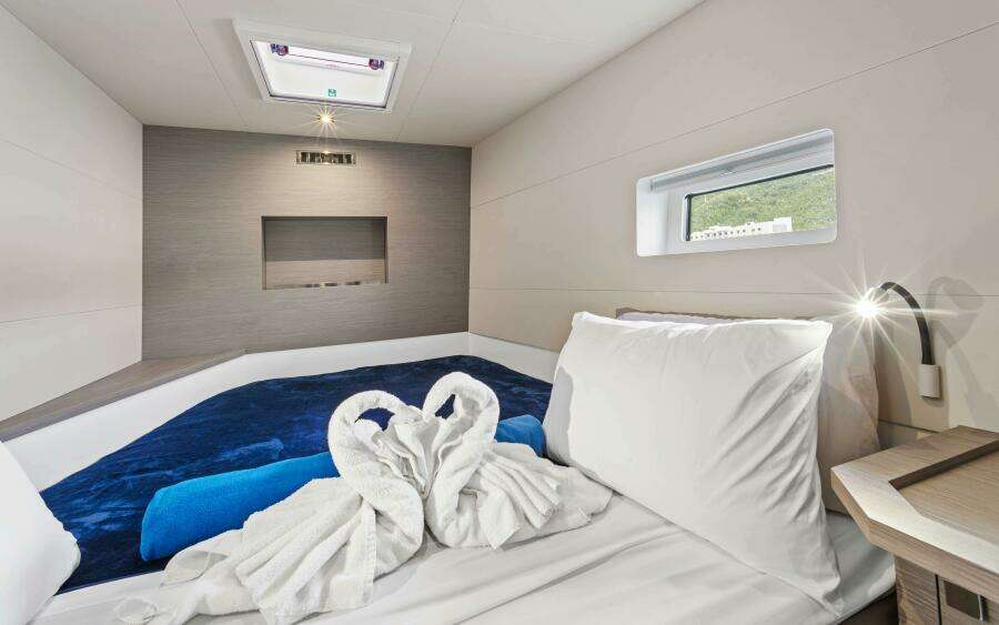 2024 Fountaine Pajot 