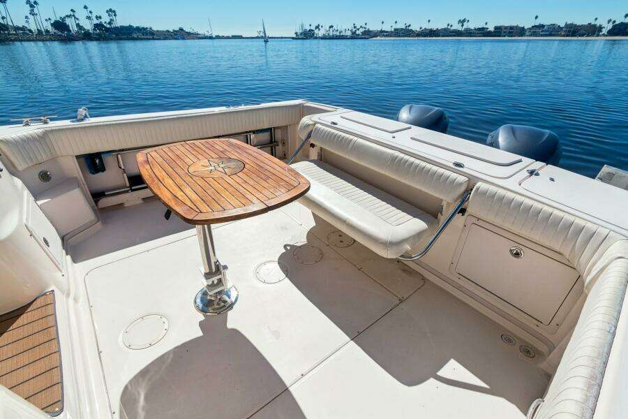 2006 Grady-White 330 Express - POLE POSITION