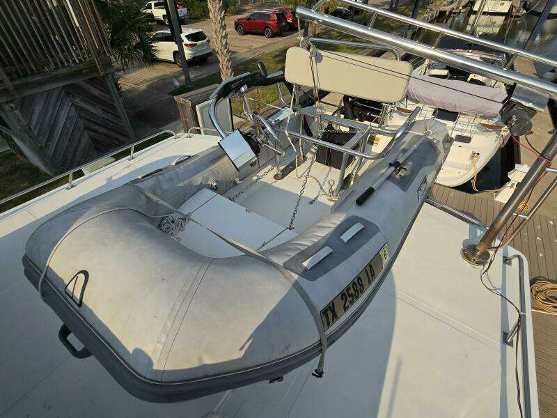 1987 Nova Marine Moorea