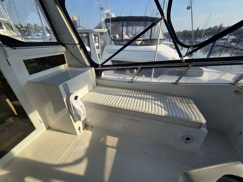 1987 Nova Marine Moorea