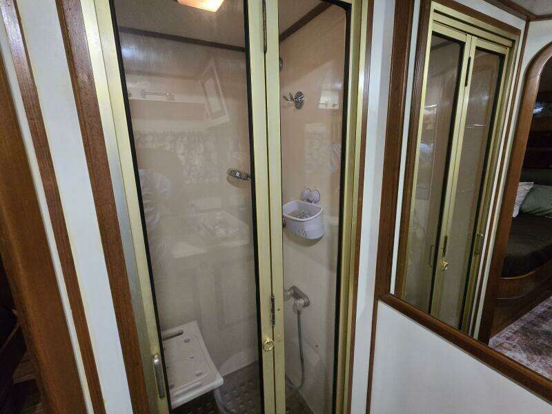 1987 Nova Marine Moorea