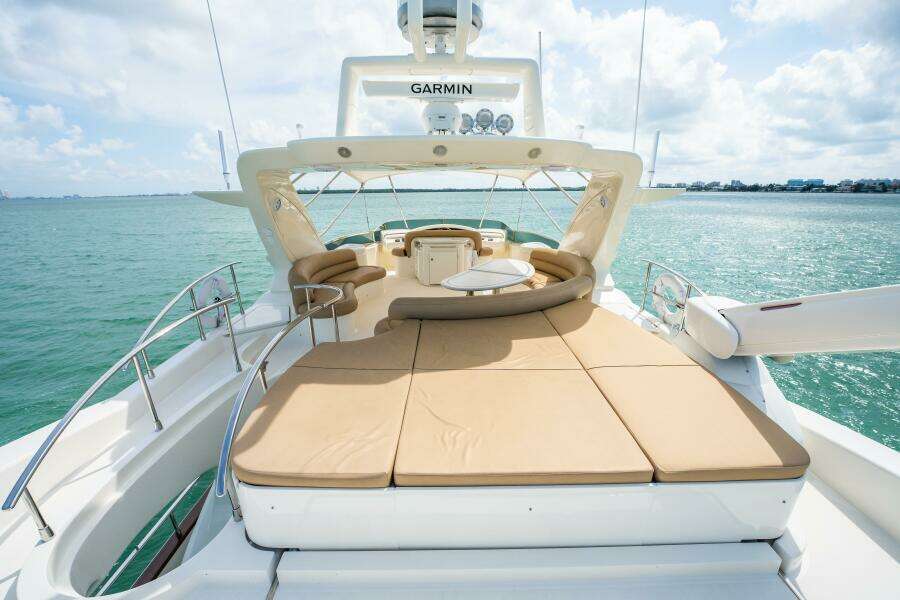 2004 Azimut 80 Carat