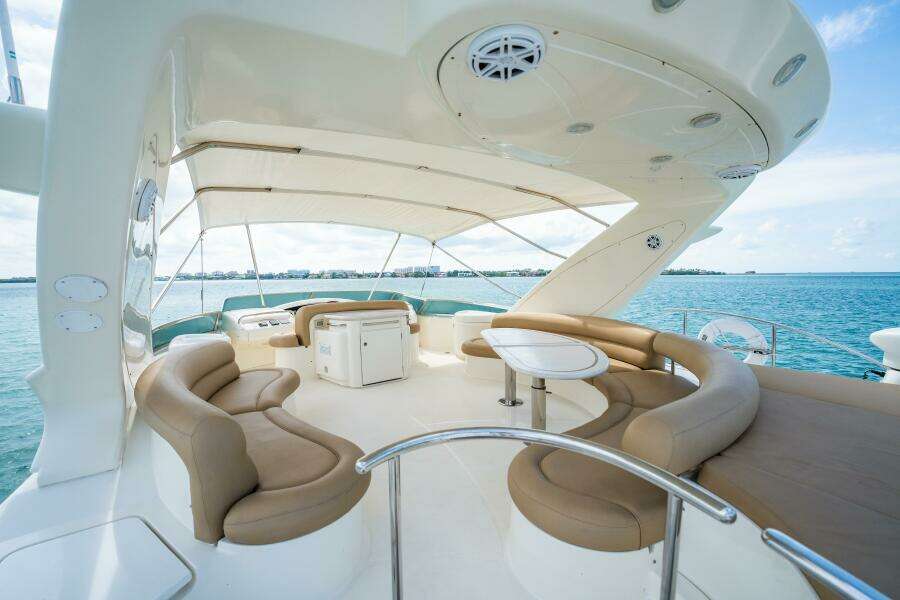 2004 Azimut 80 Carat