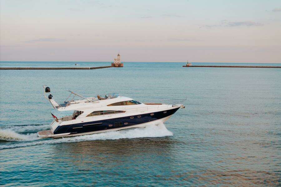 2011 Fairline 65 Squadron