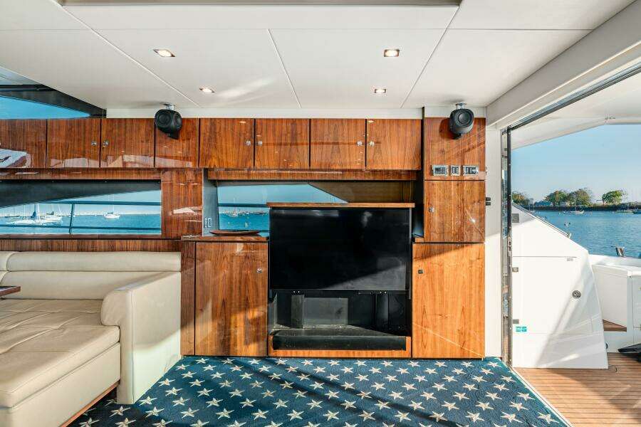 2011 Fairline 65 Squadron