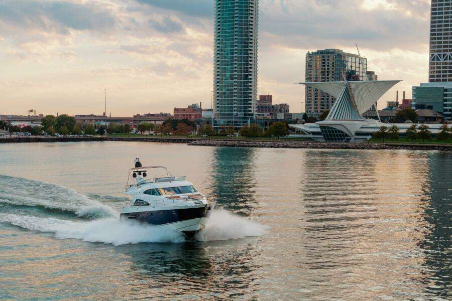 2011 Fairline 65 Squadron