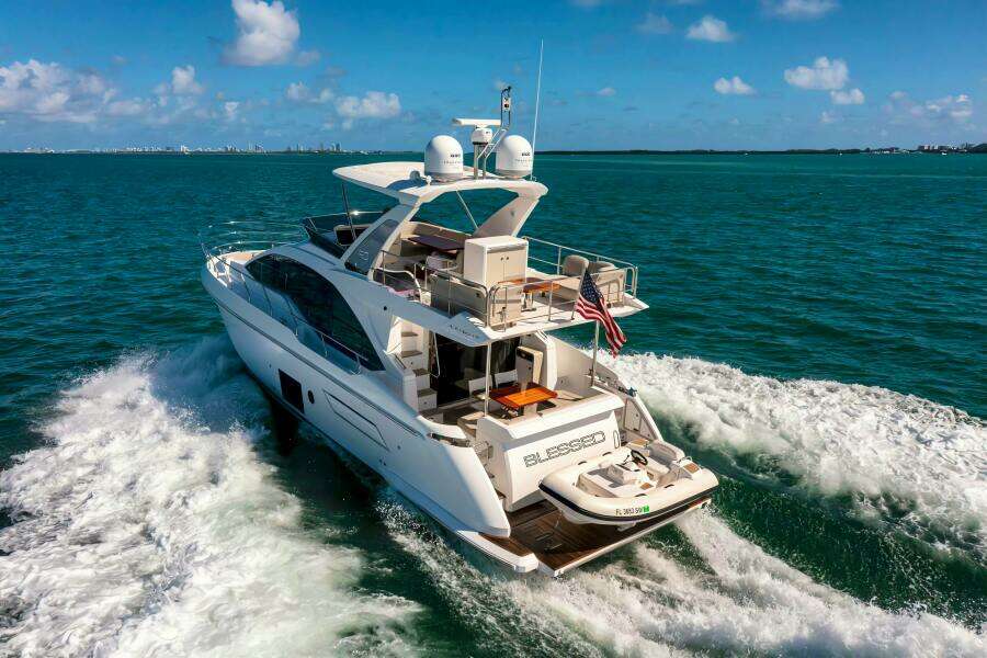 2020 Azimut Custom