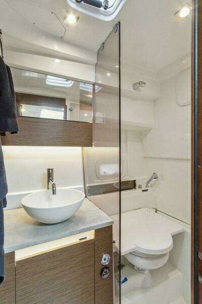 2022 Jeanneau Leader 10.5