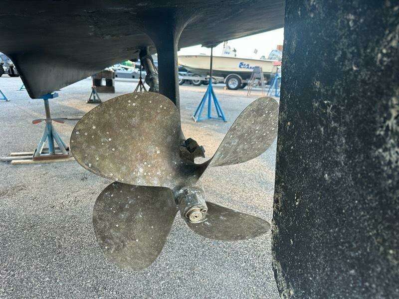 1988 Hatteras Convertible