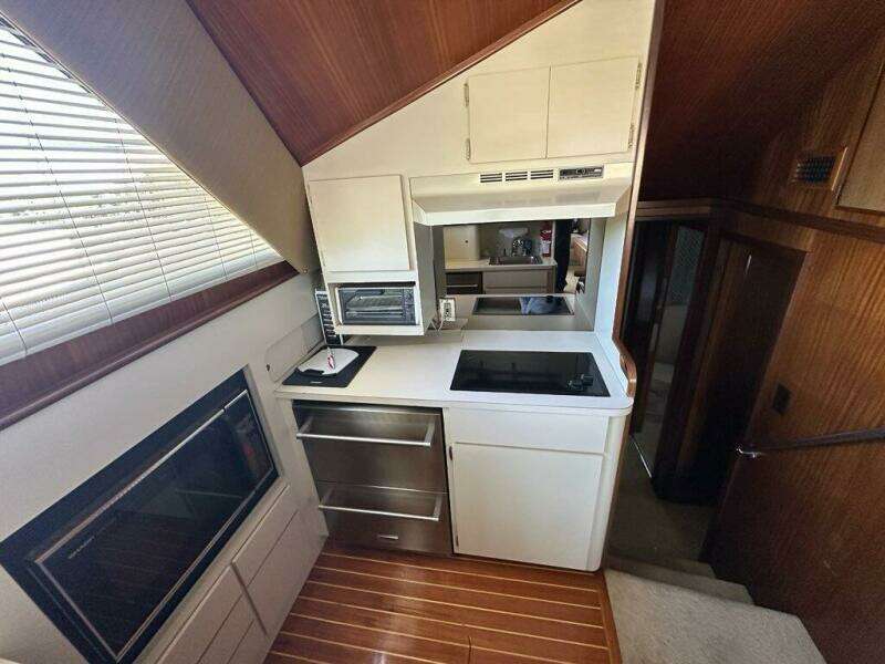 1988 Hatteras Convertible