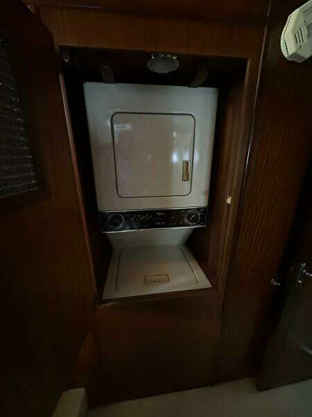 1988 Hatteras Convertible