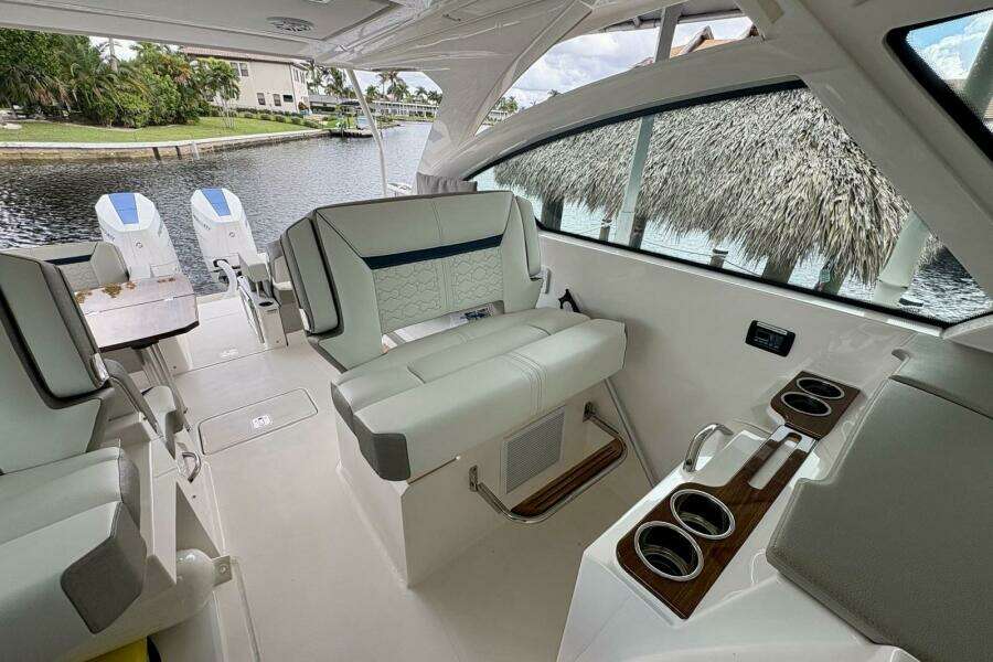 2024 Tiara Sport 34 LX