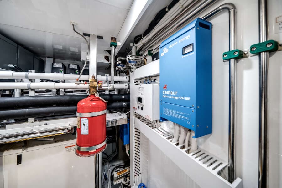 2022 Ocean Alexander 32L