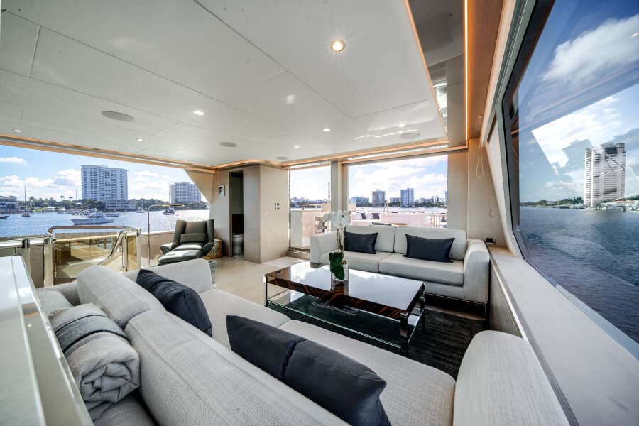 2022 Ocean Alexander 32L