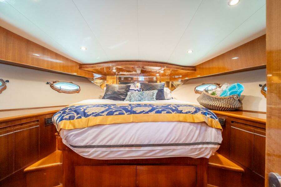 2007 Ocean Alexander 52 Sedan