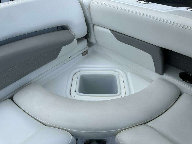 2020 Four Winns HD 240 OB