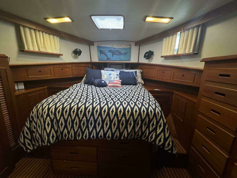 1997 Grand Banks 46 Europa