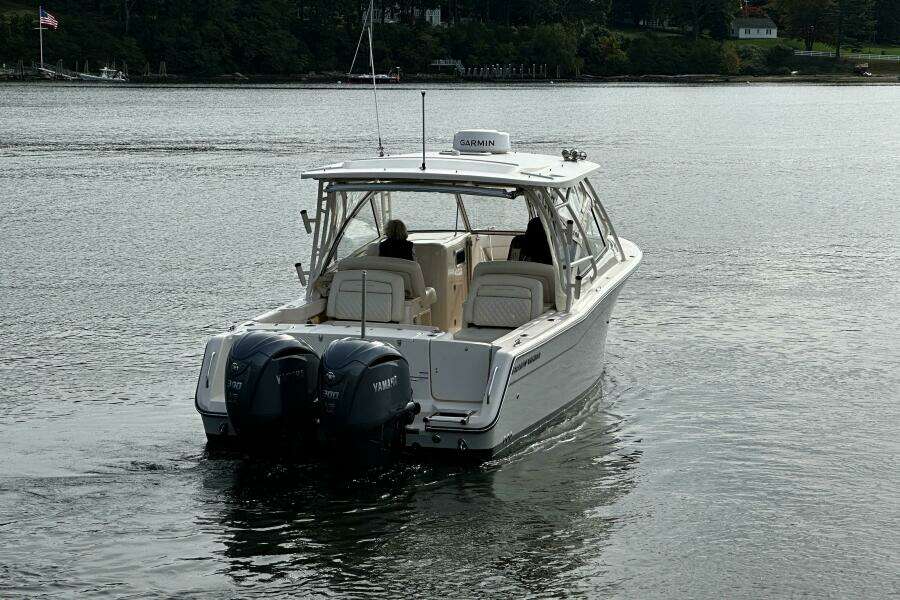 2023 Grady-White Freedom 307