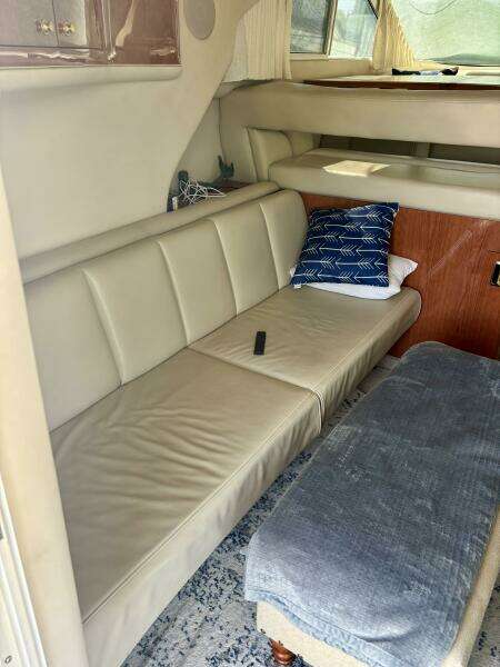 1999 Sea Ray 400 Sedan Bridge