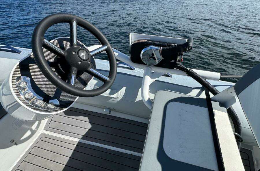 2024 Beneteau Swift Trawler 41 Sedan