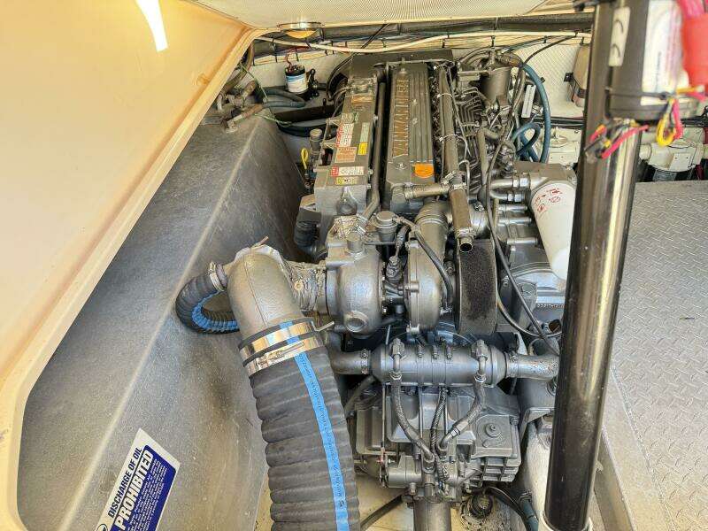 2004 Island Packet 360 Hardtop Express Cruiser