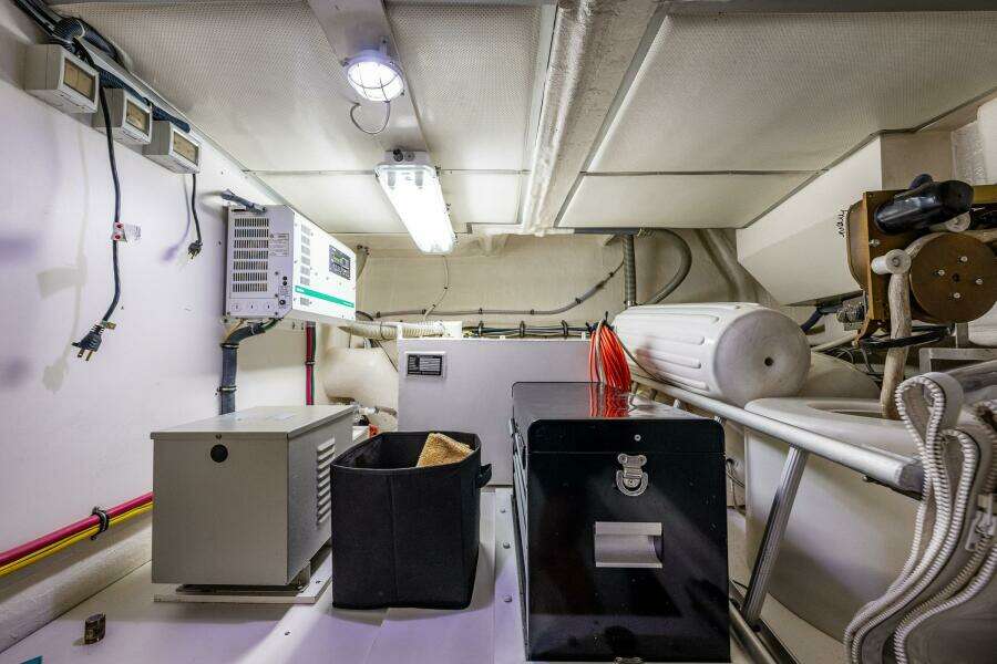 2007 Grand Banks 59 Aleutian Raised Pilothouse