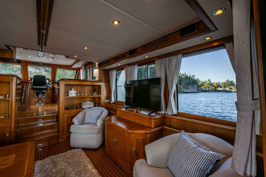 2007 Grand Banks 59 Aleutian Raised Pilothouse