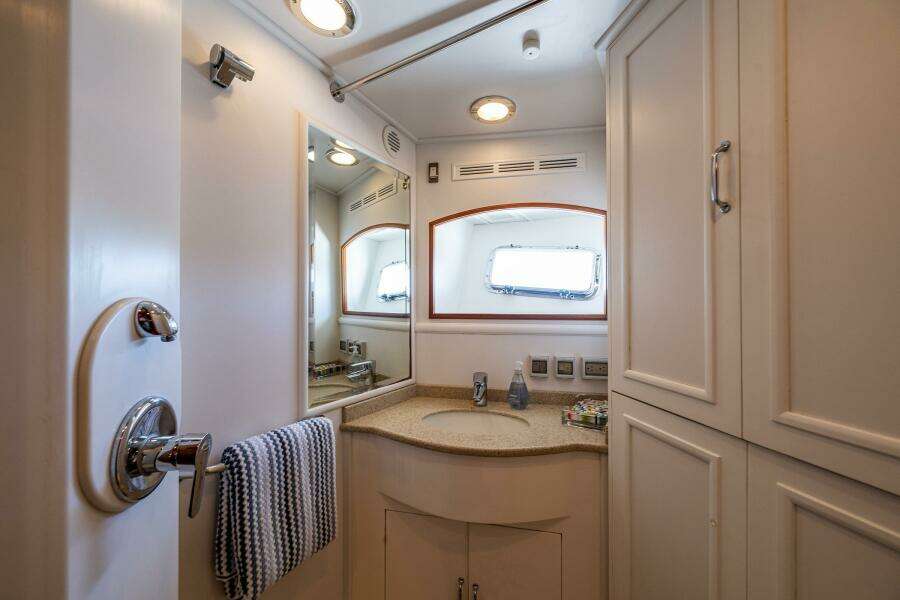 2007 Grand Banks 59 Aleutian Raised Pilothouse