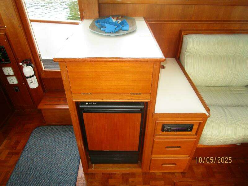 42' Grand Banks salon starboard cabinetry