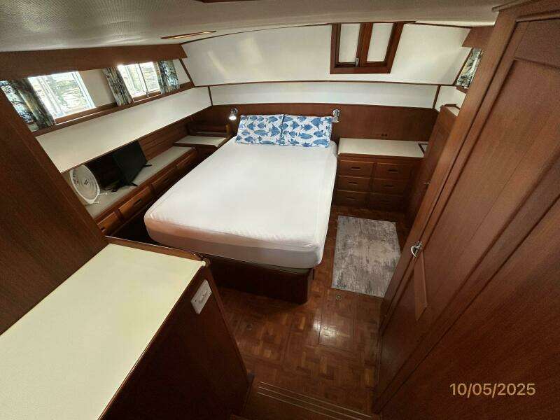 42' Grand Banks master stateroom