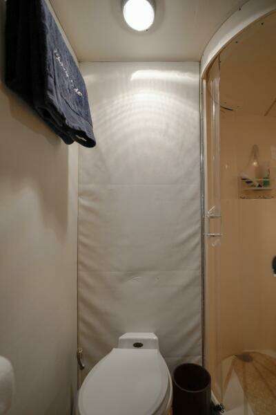 1994 Hatteras 46 Convertible- CHANGE ORDER- Master Head